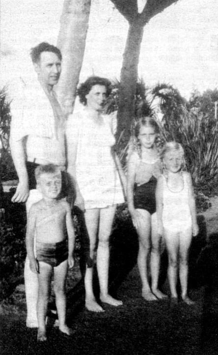 Thompson family in La Jolla, 1942. Daughter Sharon: "He believed in God, though he used to tease my mom about her Catholicism by saying he couldn’t get into heaven because he wasn’t baptized,"
