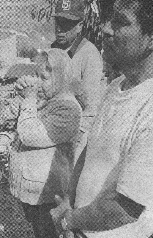 Maria del Carmen Serrano Ramírez with husband and son, February 1998