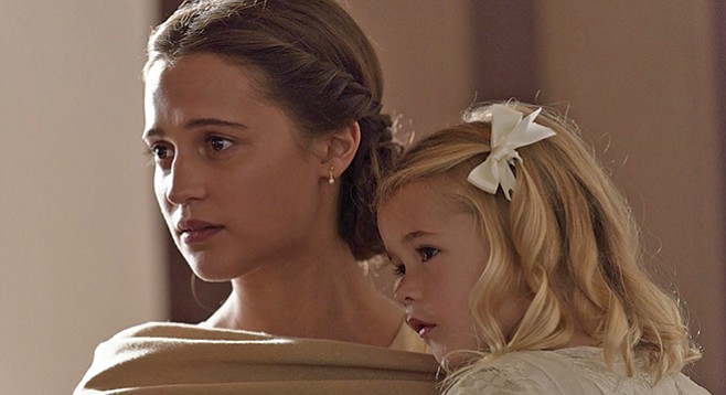 A dingbat stole my baby: Alicia Vikander and Florence Clery in The Light Between Oceans.