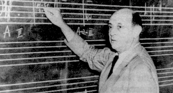 Arnold Schoenberg teaching at UCLA. Ronald is an anagram of Arnold, by the way, further evidence of Papa S.’s alphanumeric preoccupation. 