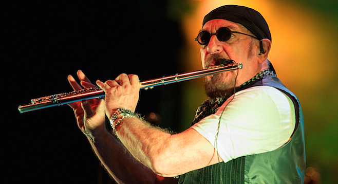 With his show clocking in at just over two hours (two sets plus intermission), Ian Anderson showed that he is still a master performer and musician.