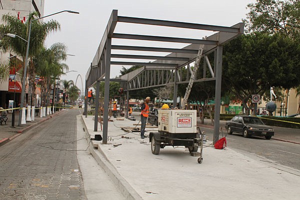 Bus station under construction downtown, in front of Las Pulgas. Avenida Revolución between 7th and 8th.