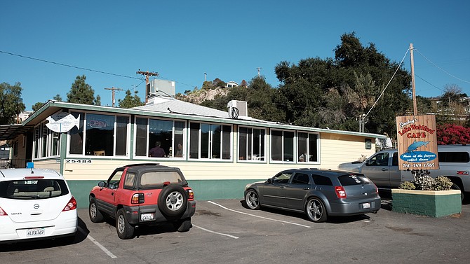 This rural diner sits opposite Lake Wohlford in northeast Escondido.