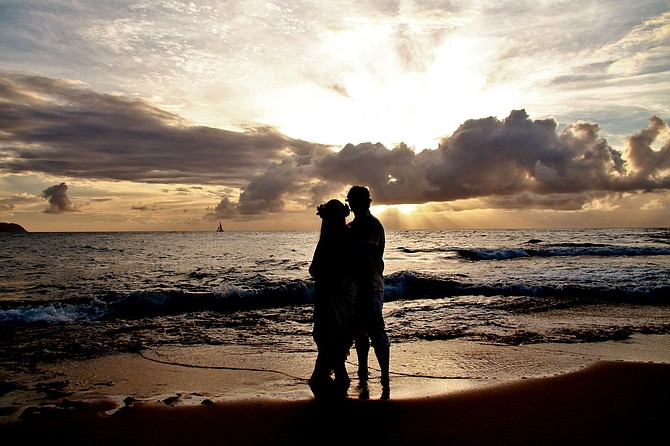 Plan Your Hawaii Wedding or vow renewal with I want to marry you weddings and make your wedding wish come true. 