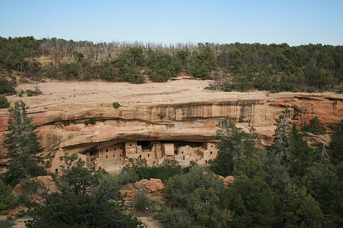 The cliff dwellings of Mesa Verde are some of the most notable and best preserved in the North American Continent. Sometime during the late 1190s, after primarily living on the mesa top for 600 years, many Ancestral Pueblo people began living in pueblos they built beneath the overhanging cliffs. 