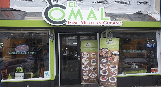 El Comal is not a restaurant franchise with homogenized ingredients and uniform procedures.