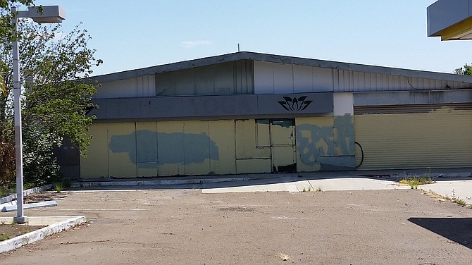 August 2015, graffiti freshly painted over