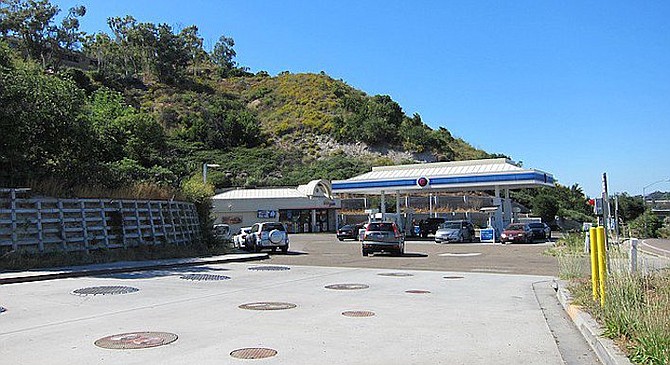 In October 2016, the planning commission unanimously approved the new car wash.