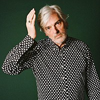 Robyn Hitchcock brings a full-band sound to the Casbah