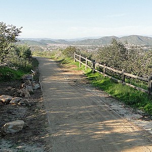  There are expansive views to the north toward the 4-S Ranch and west toward Black Mountain and Lusardi Creek.