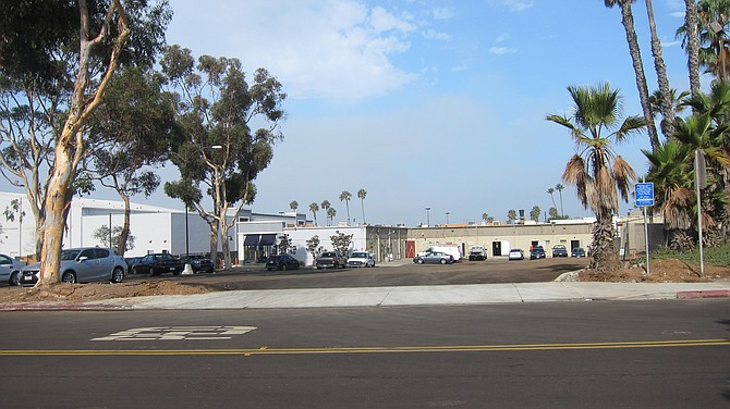 No one not doing laundry today at the laundromat.