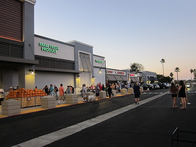 A large crowd showed up before 7:00 a.m. for the Sprouts opening.