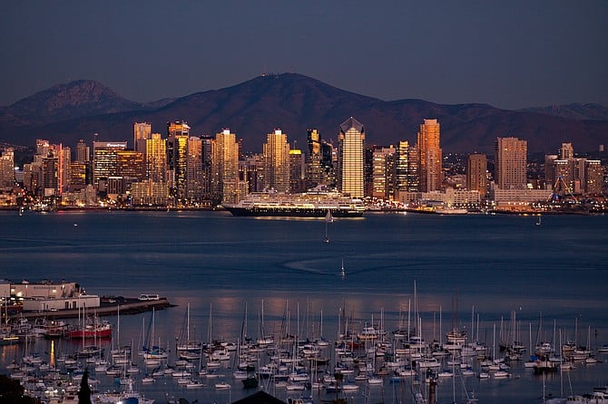 SD Harbor Cruise Ship