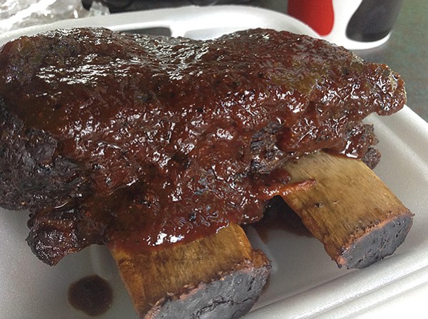 Beef ribs: sweeter sauce but also picante.