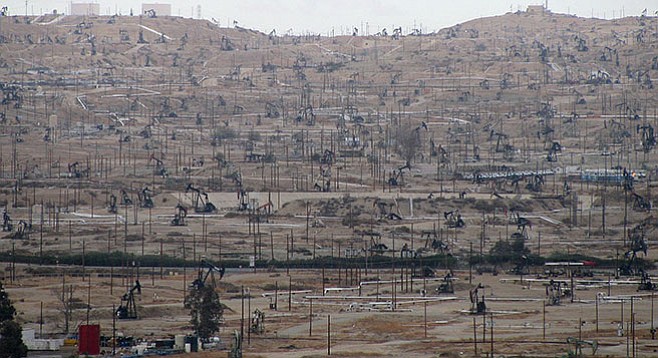Fracking fields in Kern County