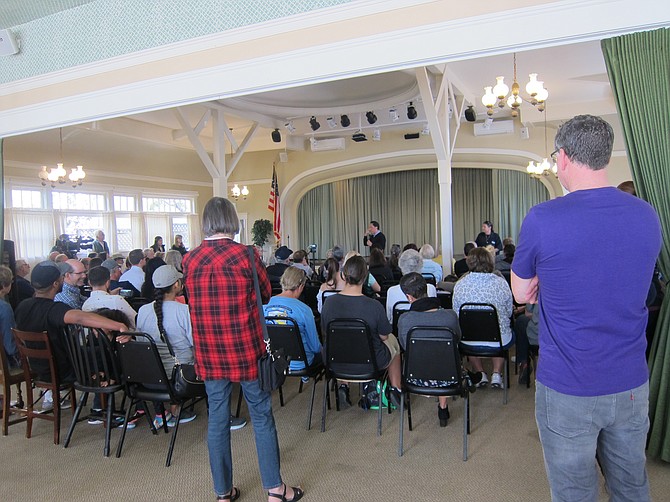 On February 17, State Assemblymember Todd Gloria hosted a town hall meeting in Point Loma. 