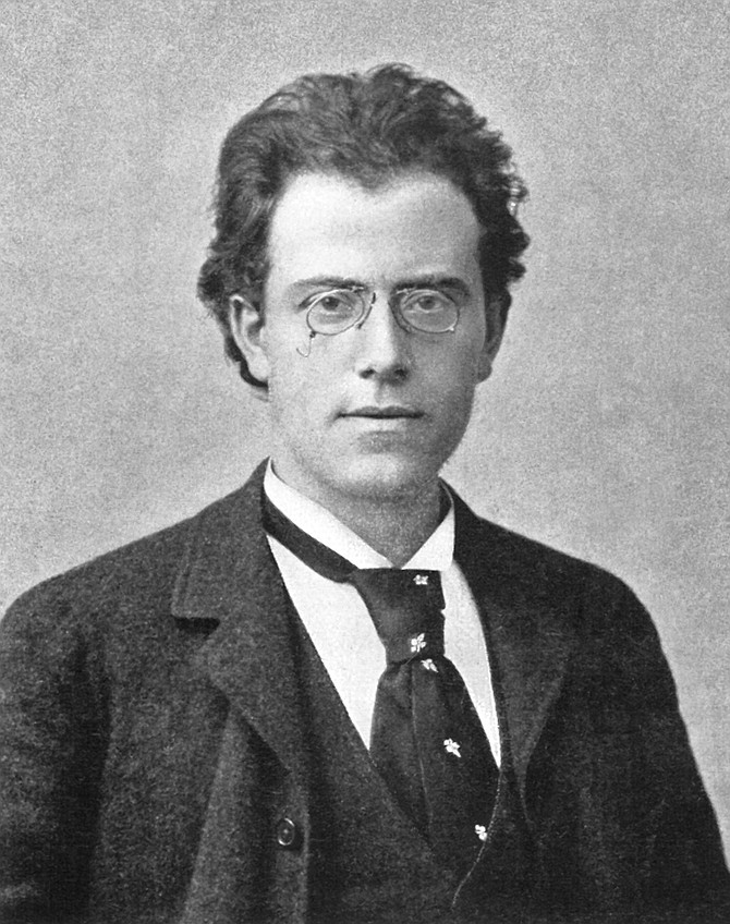 Mahler trying not to look agitato.