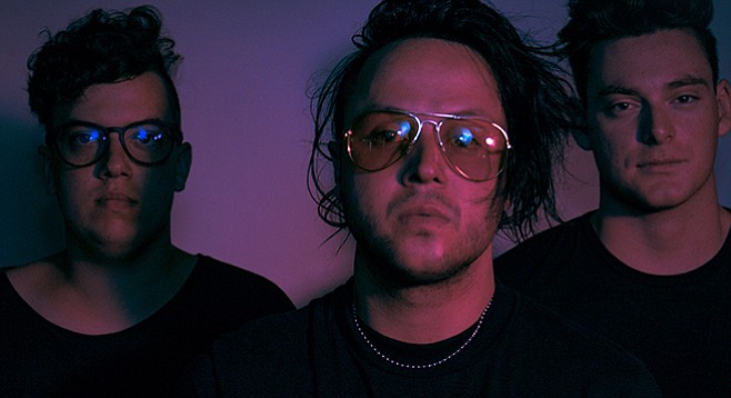lovelytheband will forgoe capital letters at Music Box
