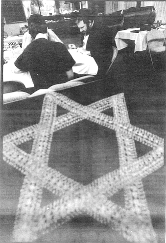 Daf Yomi, reading the Talmud, at Adat Yeshurun