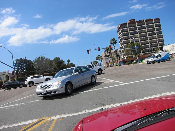 Balboa and Genesee are main thoroughfares in Clairemont. Also home to a busy commercial district with several adjacent shopping centers. 