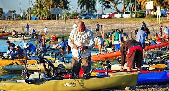 2017 Mission Bay Classic entrants prepare to launch. - Image by BigWatersEdge.com