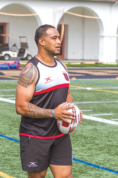 Sione Tu'ihalamaka: “You don’t get to tackle guys weighing 250."