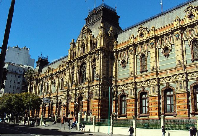 Neoclassical architecture in Buenos Aires includes the Palacio de Aguas Corrientes, built in the late 1800s.