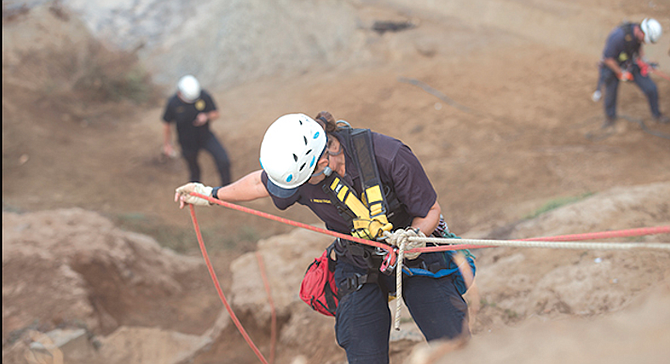 Cliff rescue training at Ladera Park