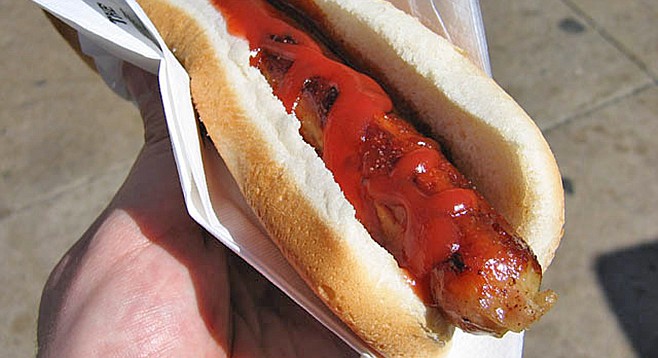 Hot Dog Made to Taste Boring