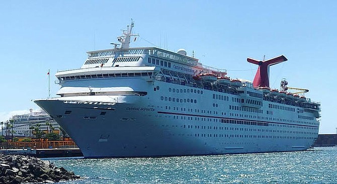 Raquel gave the Cruise Port of Ensenada a three star review.