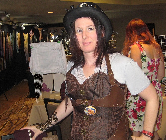 Writer Michelle Lowe dressed in steampunk costume at ConDor 2019