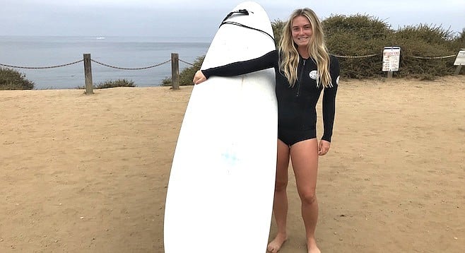 Clara Macculloch: “This is a 7’6” fun board, I just got it from Bird, he’s a local guy."
