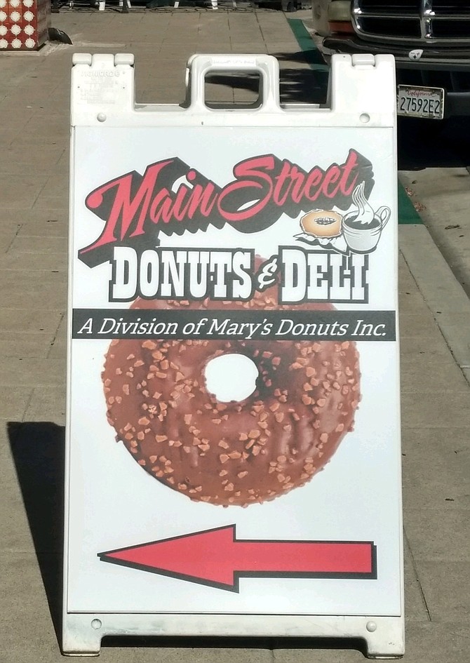 Main Street Donuts and Deli