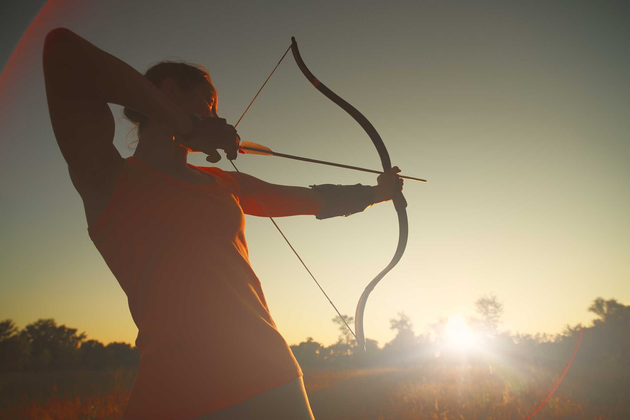 Learn Hunger Game style archery – longbows and recurves | San Diego Reader