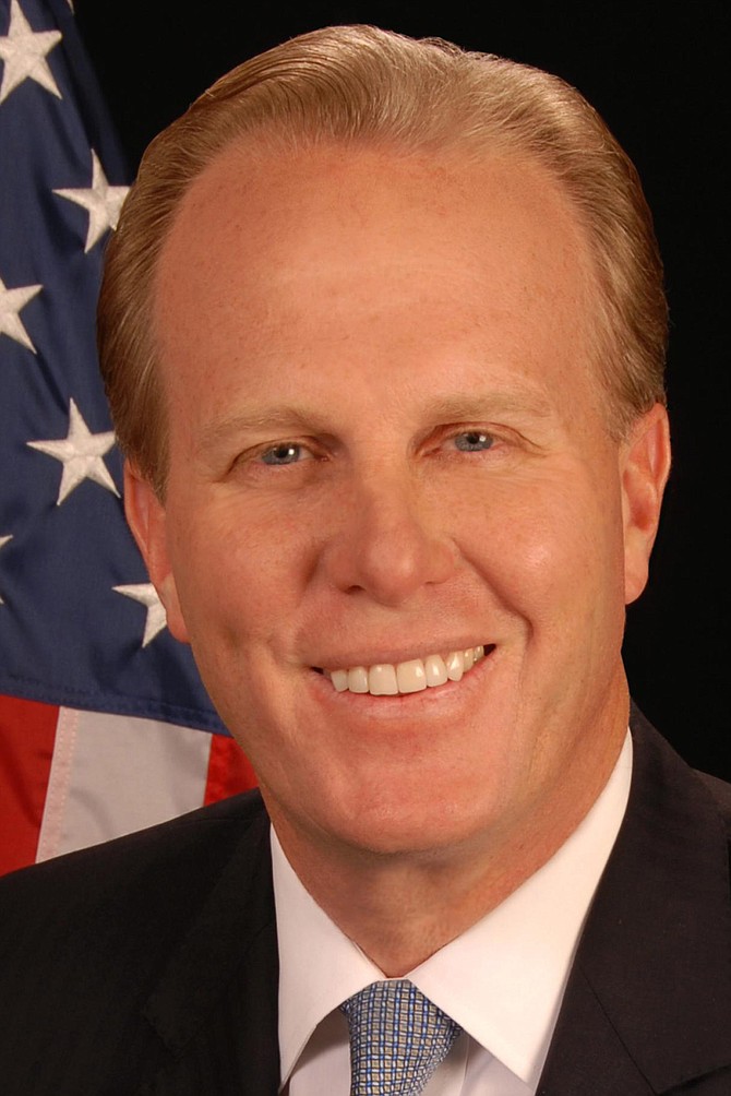A $4000 ethics commission fine can’t keep Kevin Faulconer from smiling.