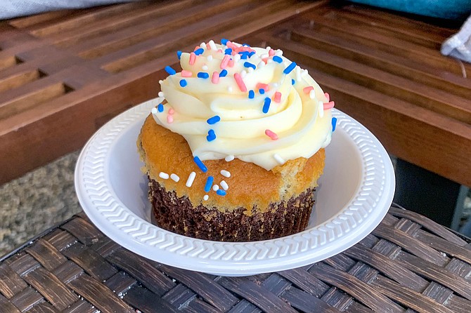 The babycakes cupcake: marble cake with cream cheese frosting and center