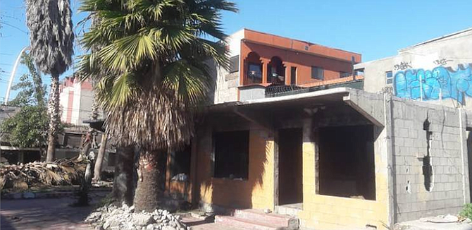 Abandoned house from article in El Sol de Tijuana on squatters. (Photo by Angeles Garcia)