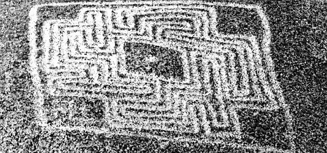 The Hemet Maze Stone, Riverside County. Hedges has identified three styles of rock art in San Diego County: San Luis Rey in North County (characterized by zigzags, chevrons, and diamond chain designs); La Rumorosa, from south of El Cajon extending deep into Mexico; and the unique, mazelike Rancho Bernardo style.