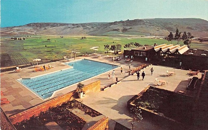 Moe Dalitz's La Costa resorts were one San Diego connection to Las Vegas.