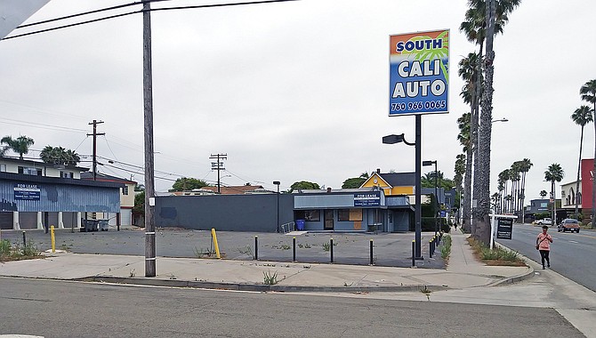 A denied used car lot brought Crackheads to Oceanside.