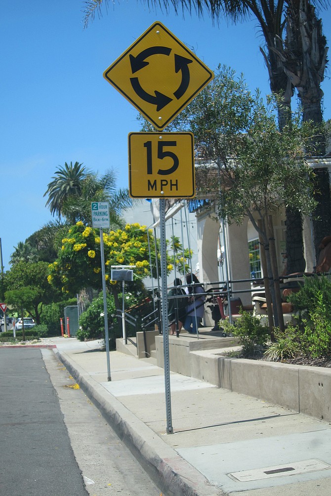 Crossroads Roundabout sign
