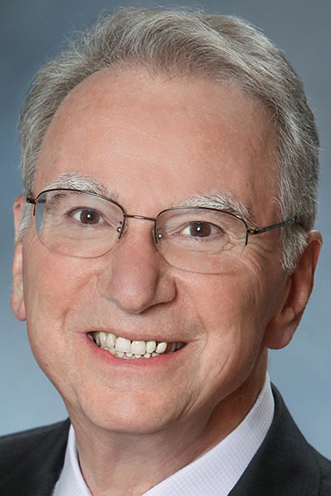 Irwin Jacobs enriched Iranians who want to nuke Newsom.