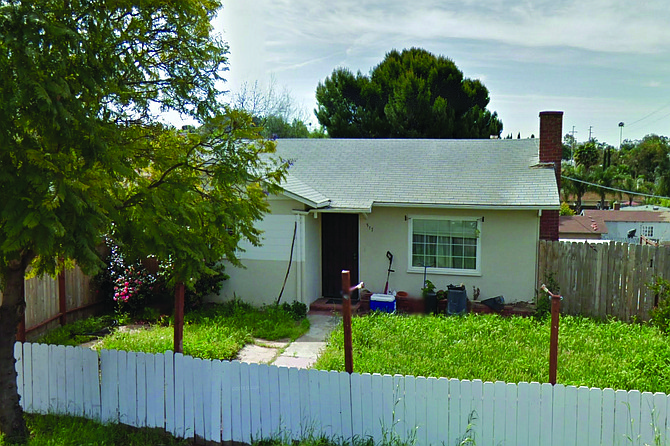 Google Street View images of 317 East Fallbrook Street, from 2012 and 2020. Described on Zillow as a “charming Fallbrook home [within] walking distance to downtown,” this three-bedroom, two-bath home, with 925 square feet of living space, last sold on January 8, 2021 for $515,000.