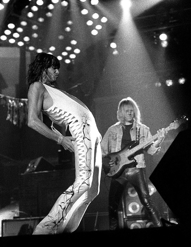 Steven Tyler of Aerosmith “Walking the Dog,” San Diego Sports Arena 1991