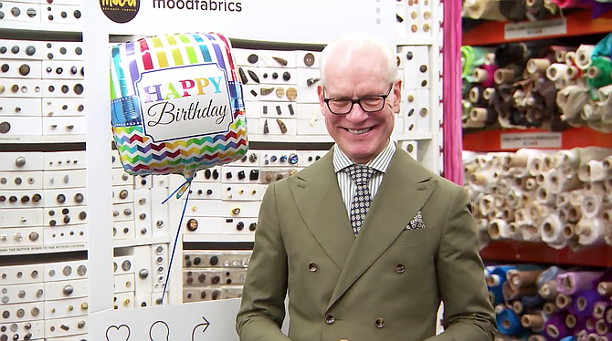 Starting Gunn: "Hi, designers!"