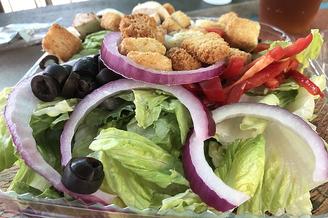 Good honest salad. Main thing: it’s fresh.