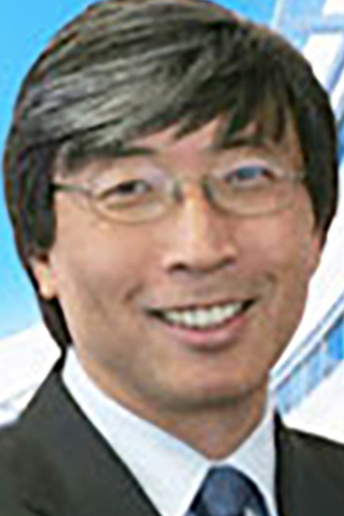Patrick Soon-Shiong may be rich, but he’s not above asking for a little help.