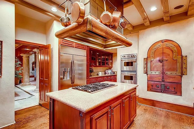 Home pizza ovens should probably become the next de rigeur luxury option.