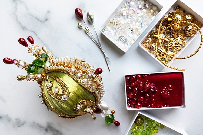 Back by popular demand, the Timken is offering a virtual holiday art workshop inspired by our Jewels of the Season installation.