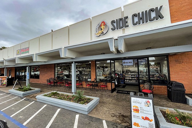 Side Chick operates on the side of the grocery store, Manolo's Farmers Market.